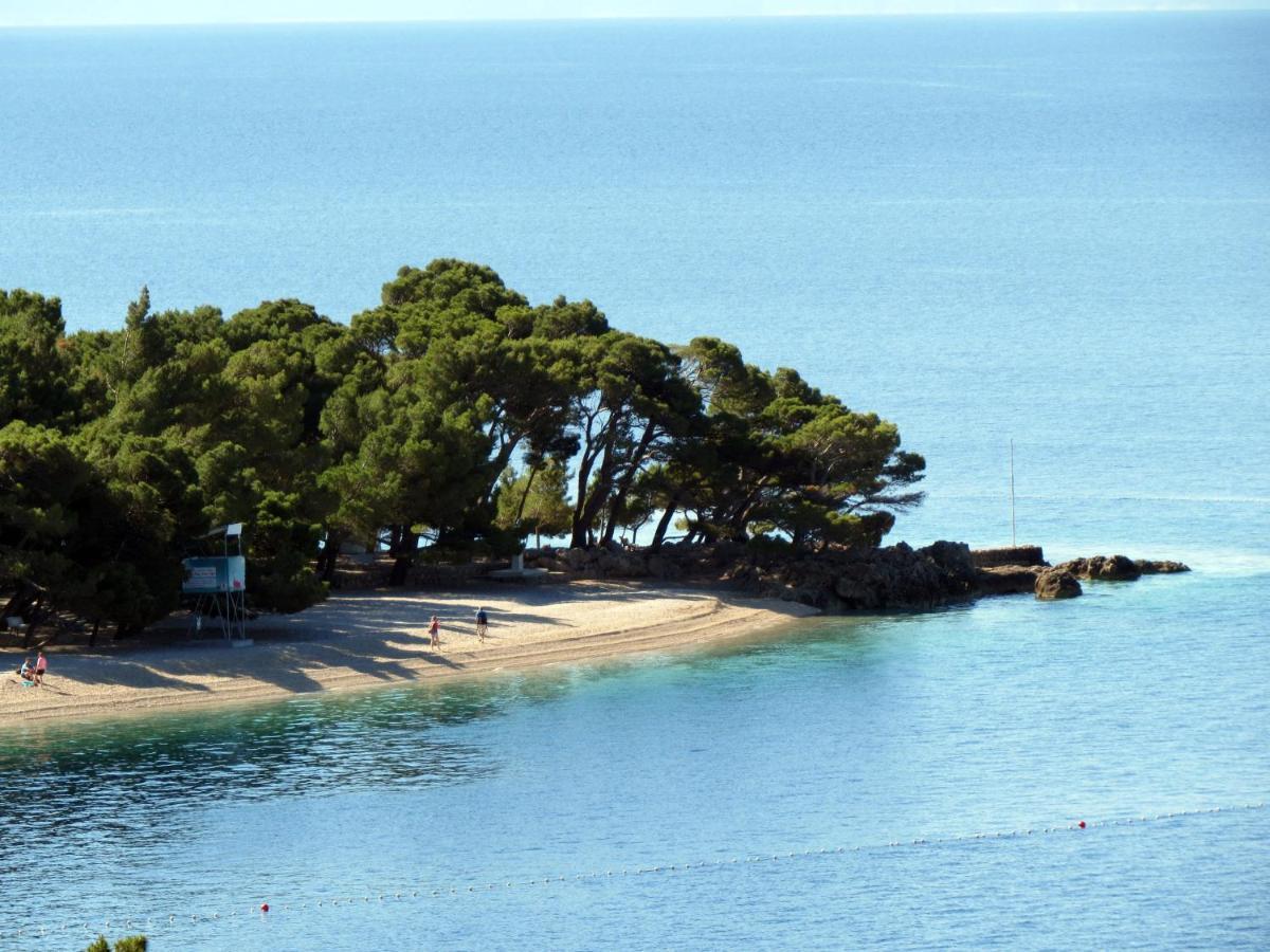 Apartments Pino Brela Εξωτερικό φωτογραφία