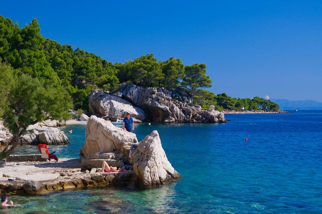 Apartments Pino Brela Εξωτερικό φωτογραφία