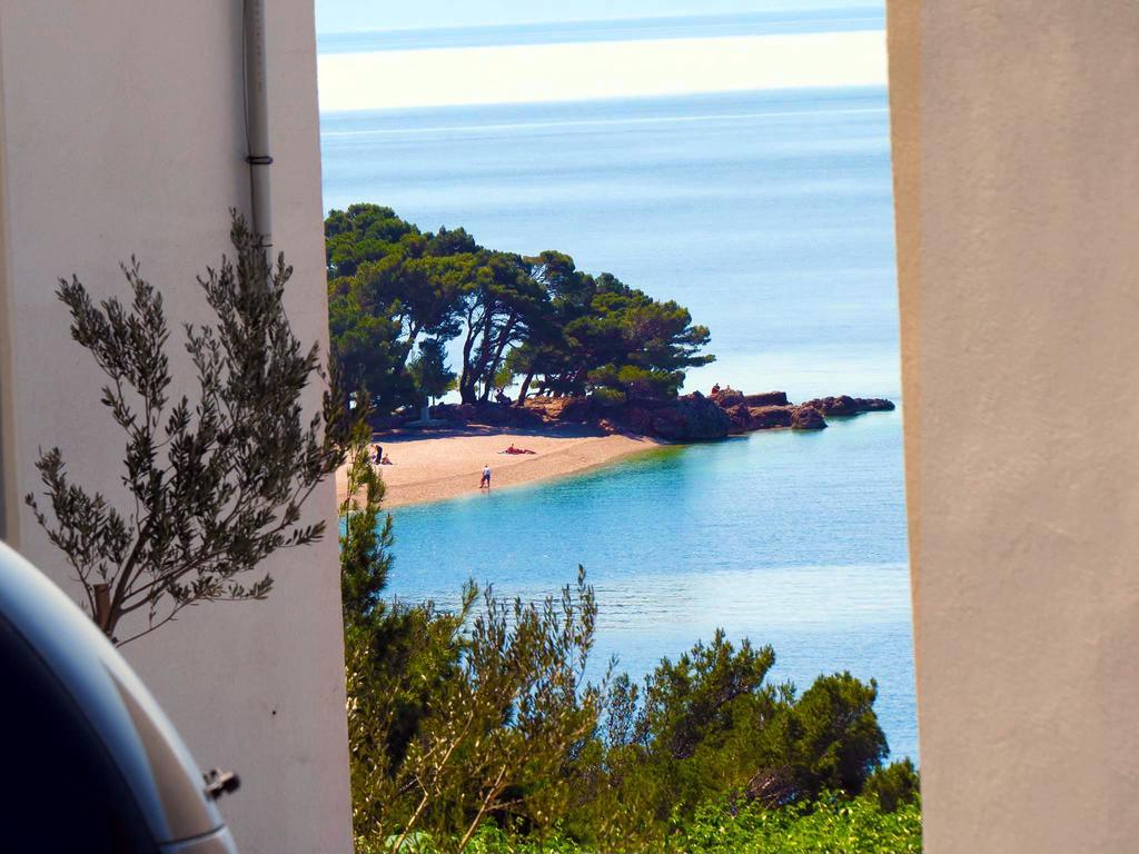 Apartments Pino Brela Εξωτερικό φωτογραφία