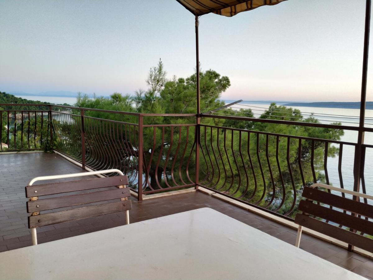 Apartments Pino Brela Εξωτερικό φωτογραφία