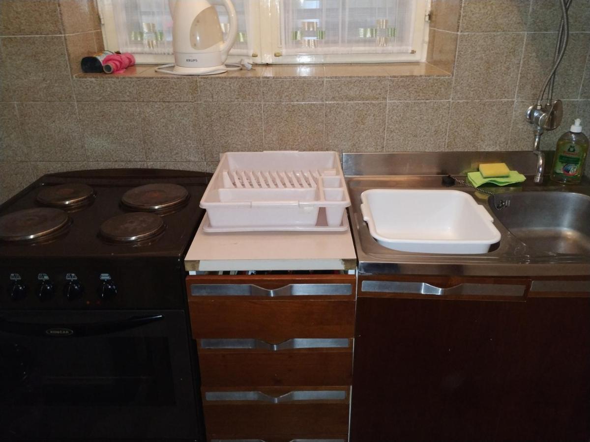 Apartments Pino Brela Εξωτερικό φωτογραφία